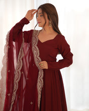 Load image into Gallery viewer, ETHAN MAROON CHANDERI SUIT SET
