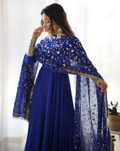 Load image into Gallery viewer, PRANAVI ANARKALI DUPATTA SET
