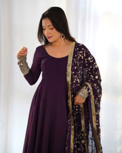 Load image into Gallery viewer, MALINI ANARKALI DUPATTA SET
