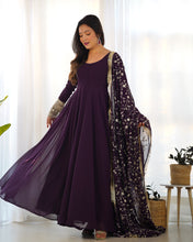 Load image into Gallery viewer, MALINI ANARKALI DUPATTA SET
