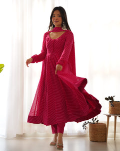 PINK LAHERIYA ANARKALI DUPPTA SET