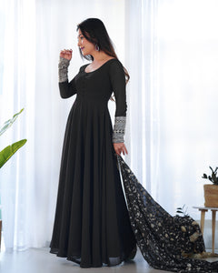 ASTRA ANARKALI DUPATTA SET