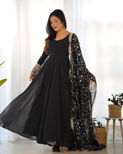 ASTRA ANARKALI DUPATTA SET