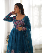 Load image into Gallery viewer, RAMA FLORAL 3D ANARKALI
