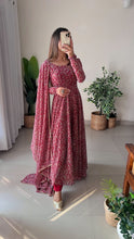 Load image into Gallery viewer, MUSKYT ANARKALI DUPATTA SET
