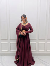 Load image into Gallery viewer, MOCHA BROWN DUPATTA SET
