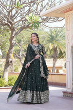 Load image into Gallery viewer, AISHA GREEN LEHENGA CHOLI SET
