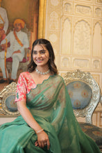 Load image into Gallery viewer, JAIRO VISCOSE JACQUARD SAREE
