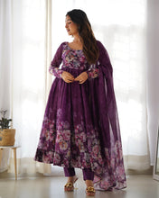 Load image into Gallery viewer, WINE FLORAL 3D ANARKALI
