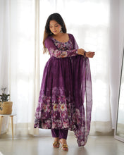 Load image into Gallery viewer, WINE FLORAL 3D ANARKALI
